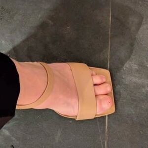 Elegant Tan Women's Sandals